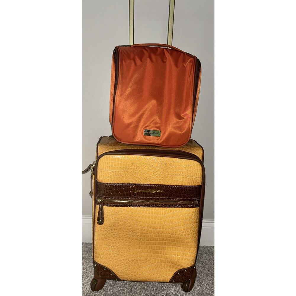 Samantha Brown Set Yellow Croc Spinner Wheeled Luggage &‎ Orange Toiletry Bag